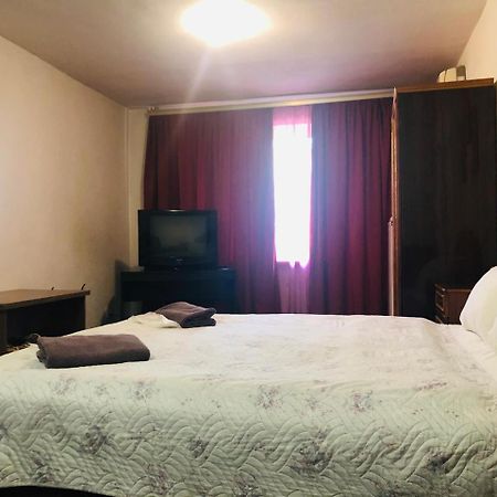 Mini Hotel Vesna Dnipro Exterior foto
